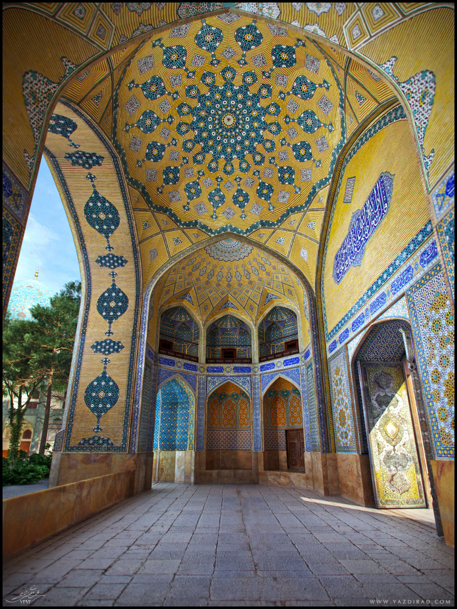 مدرسۀ چهارباغ اصفهان