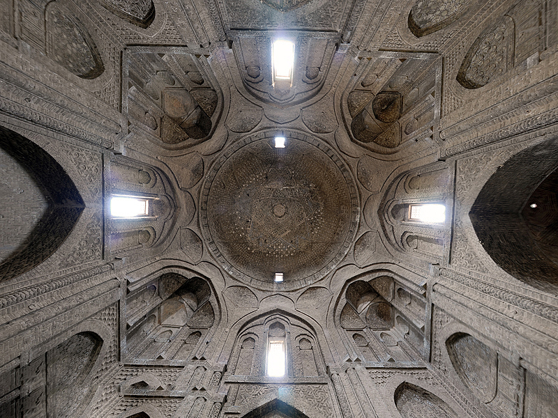 اصفهان، گنبد تاج الملک مسجد جمعه